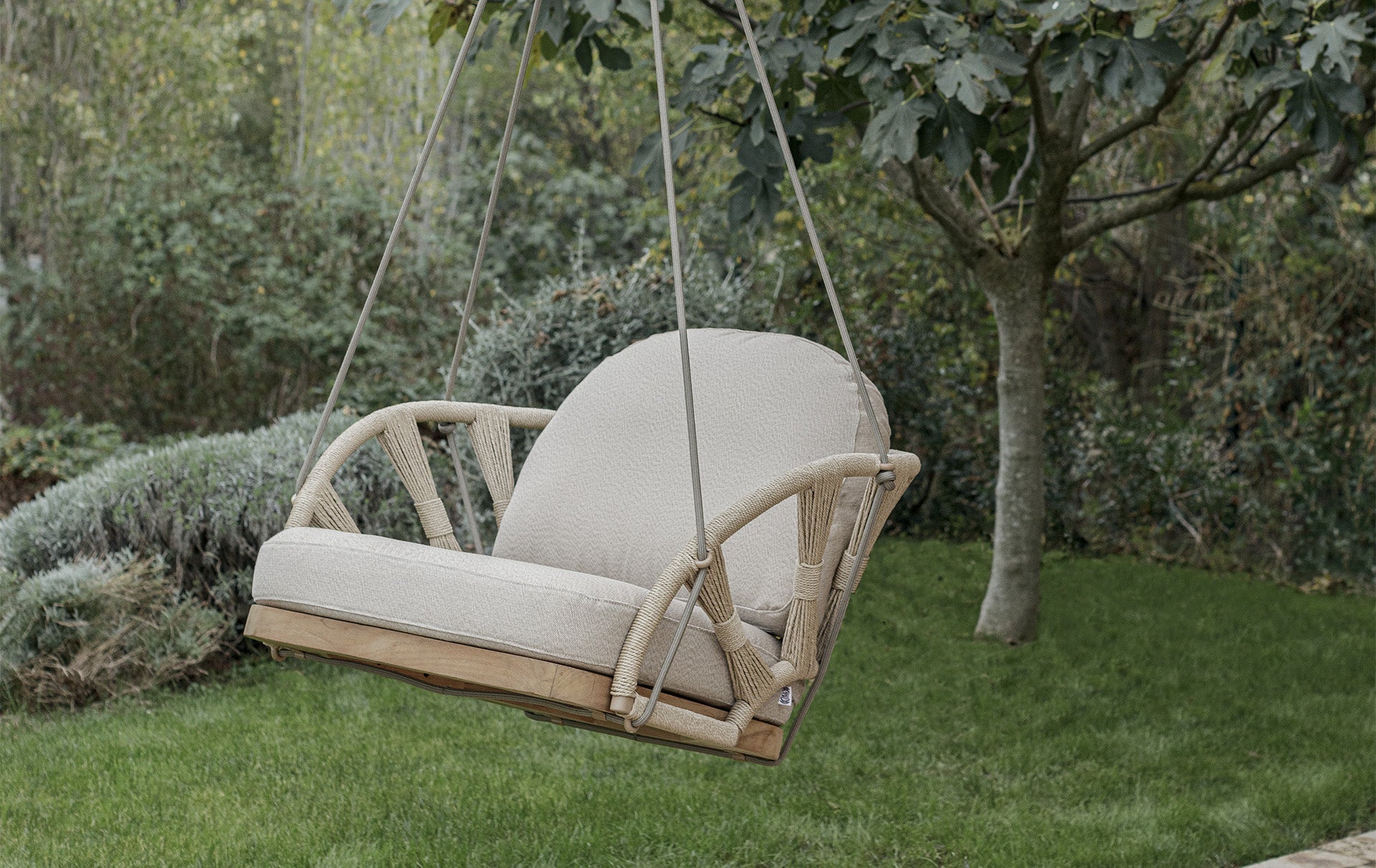 Outdoor Hanging Chairs