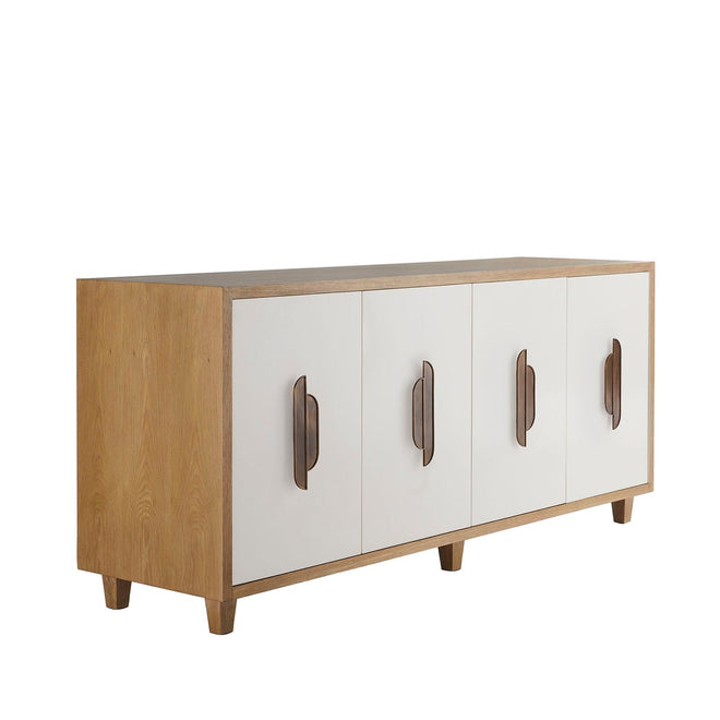 Kianna Credenza