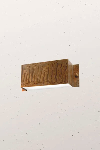 Decori Wall Light