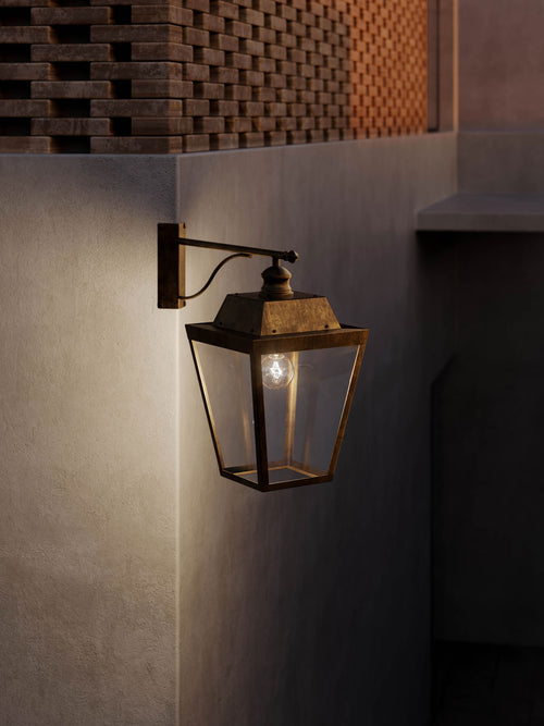 Quadro Arm Wall Light
