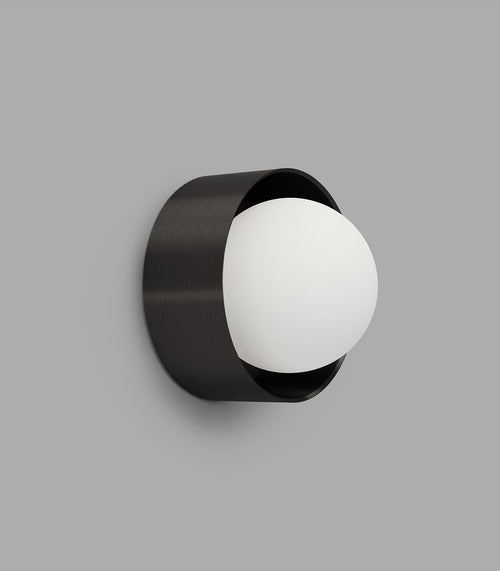 Orb Sur Large Wall Light