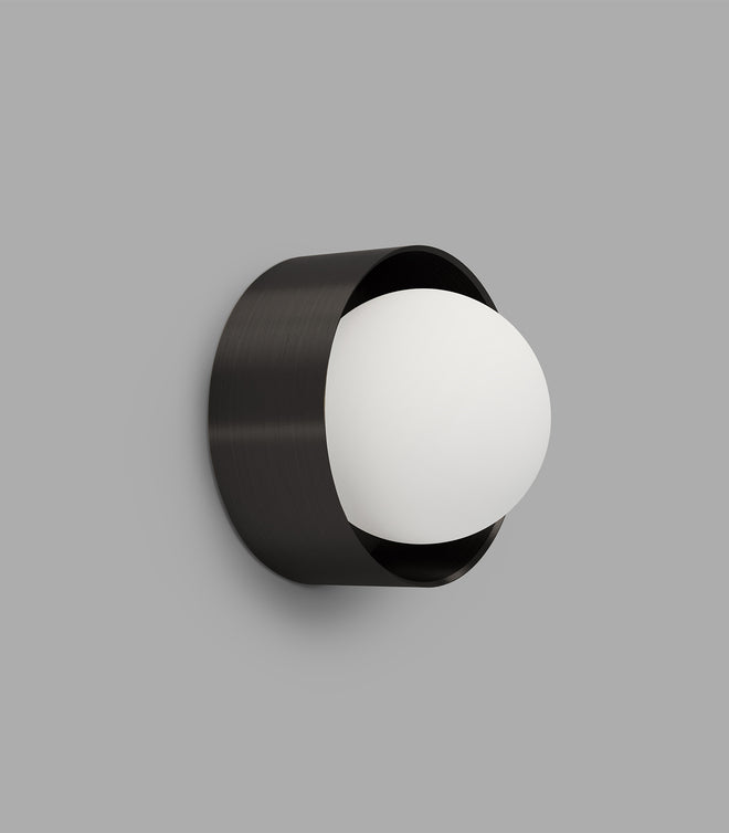 Orb Sur Large Wall Light