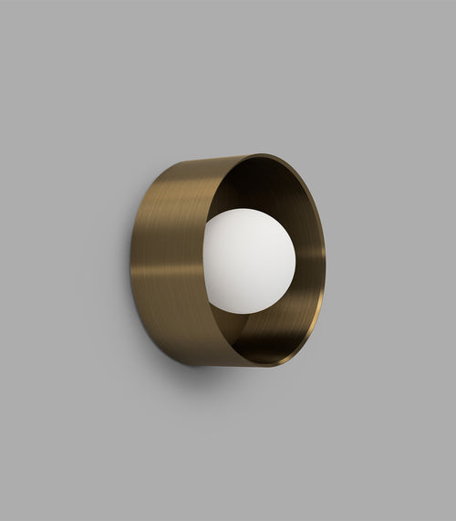 Orb Sur Large Wall Light