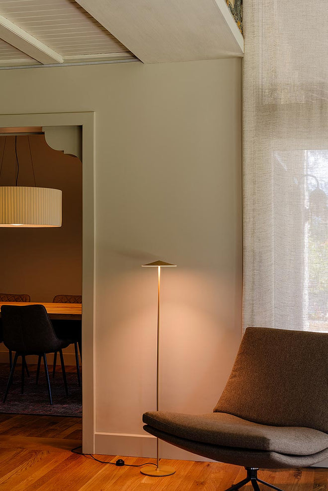 Pla Floor Lamp